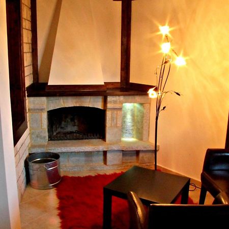 Hotel Taxiarches Aristi Luaran gambar