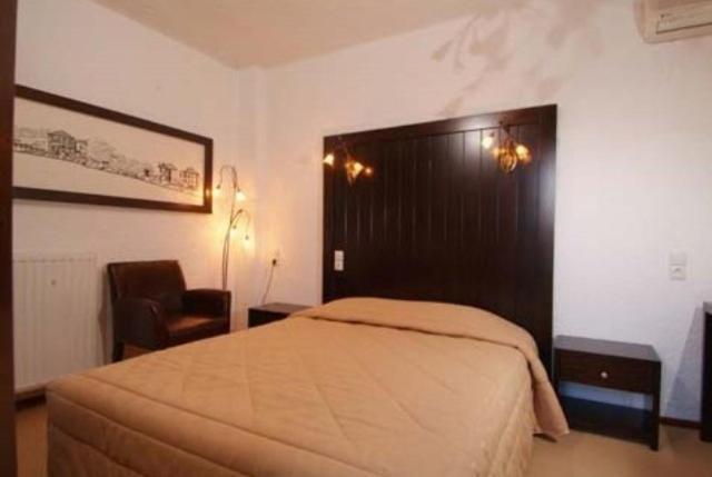 Hotel Taxiarches Aristi Luaran gambar