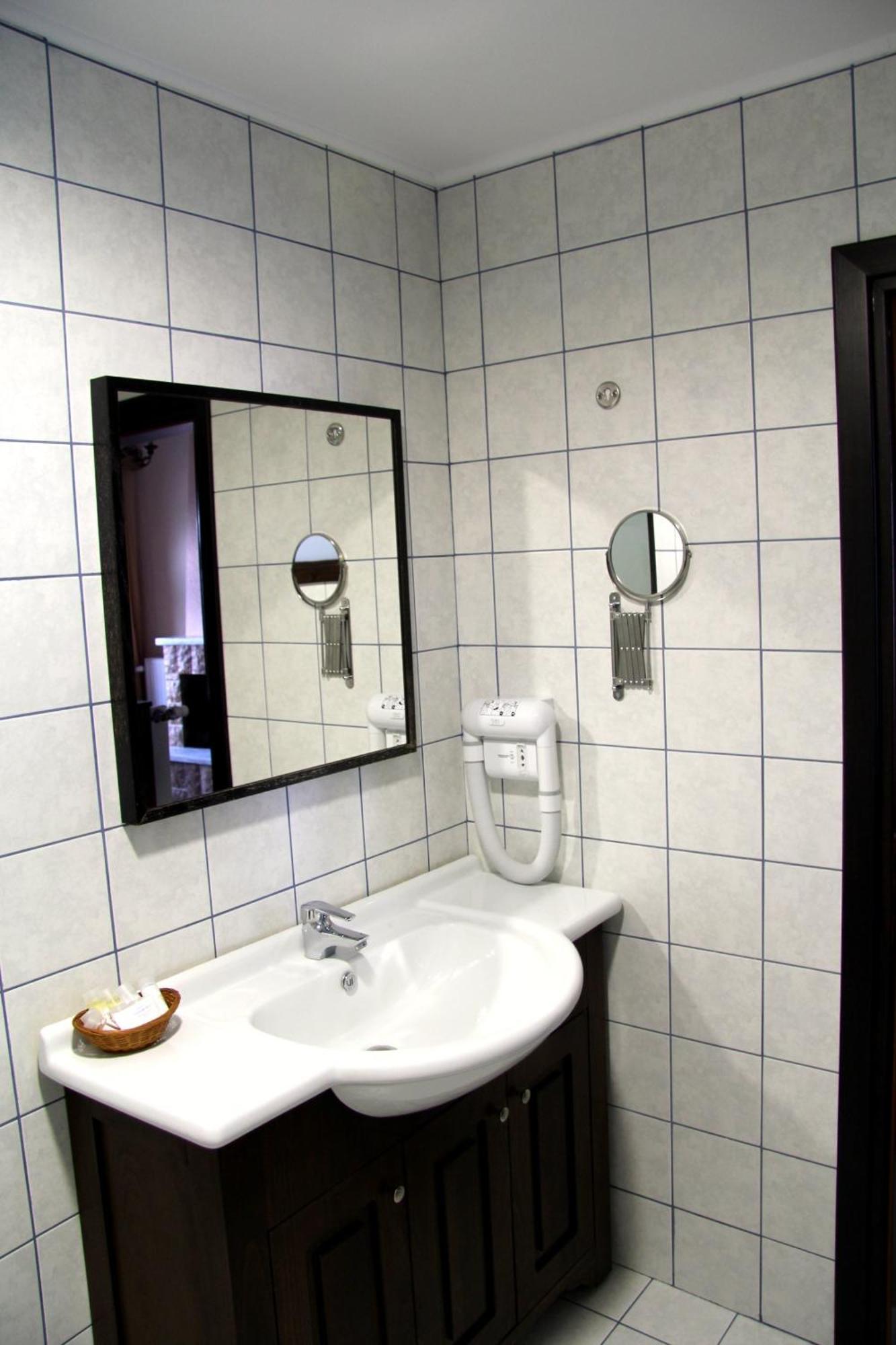 Hotel Taxiarches Aristi Luaran gambar