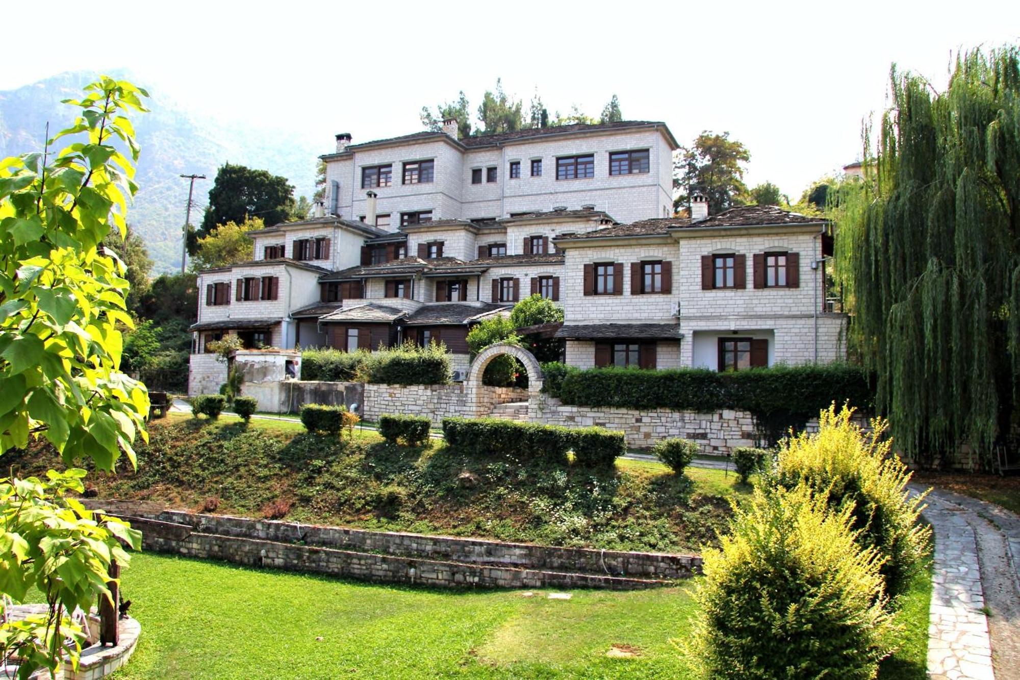 Hotel Taxiarches Aristi Luaran gambar