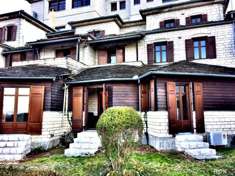 Hotel Taxiarches Aristi Luaran gambar