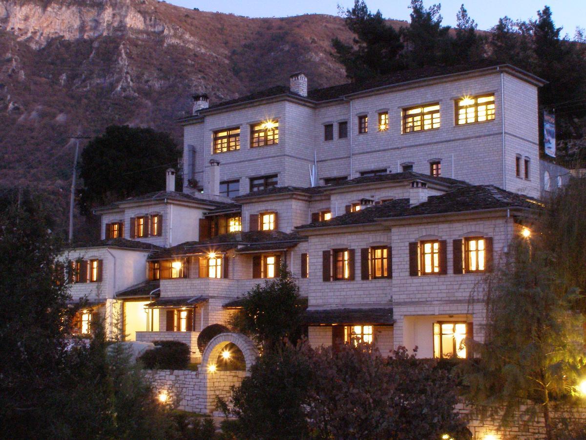 Hotel Taxiarches Aristi Luaran gambar