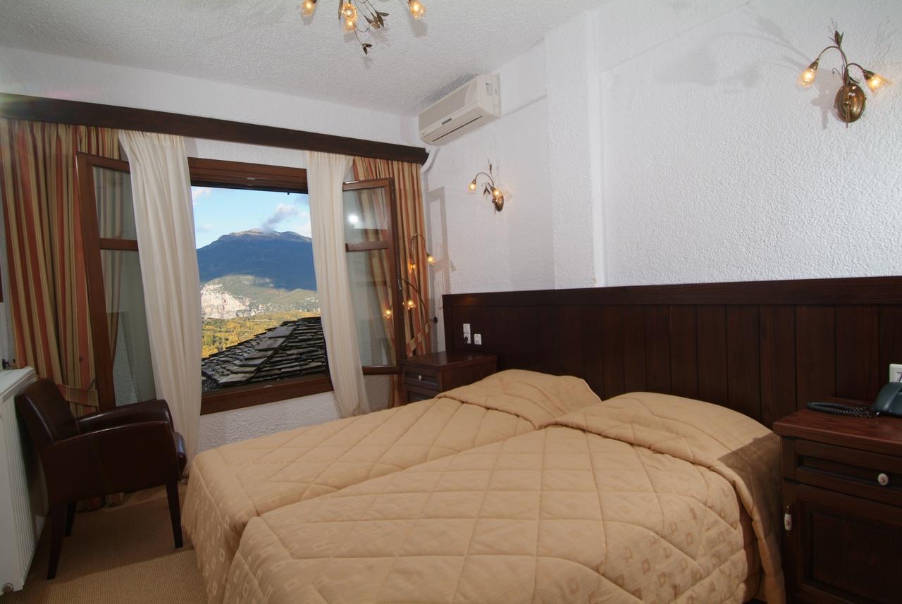 Hotel Taxiarches Aristi Luaran gambar
